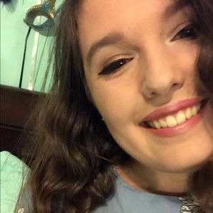 Meet your Posher, Ally